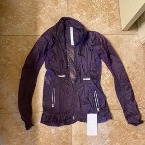 Lululemon RUN: Wild Jacket purple size 2